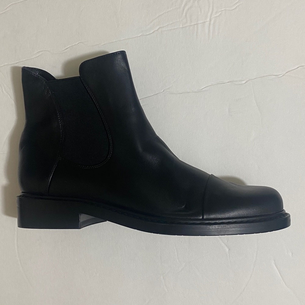 NWOB STUART WEITZMAN Black Leather Ankle Boots Women's Size 5B - Picture 2 of 11